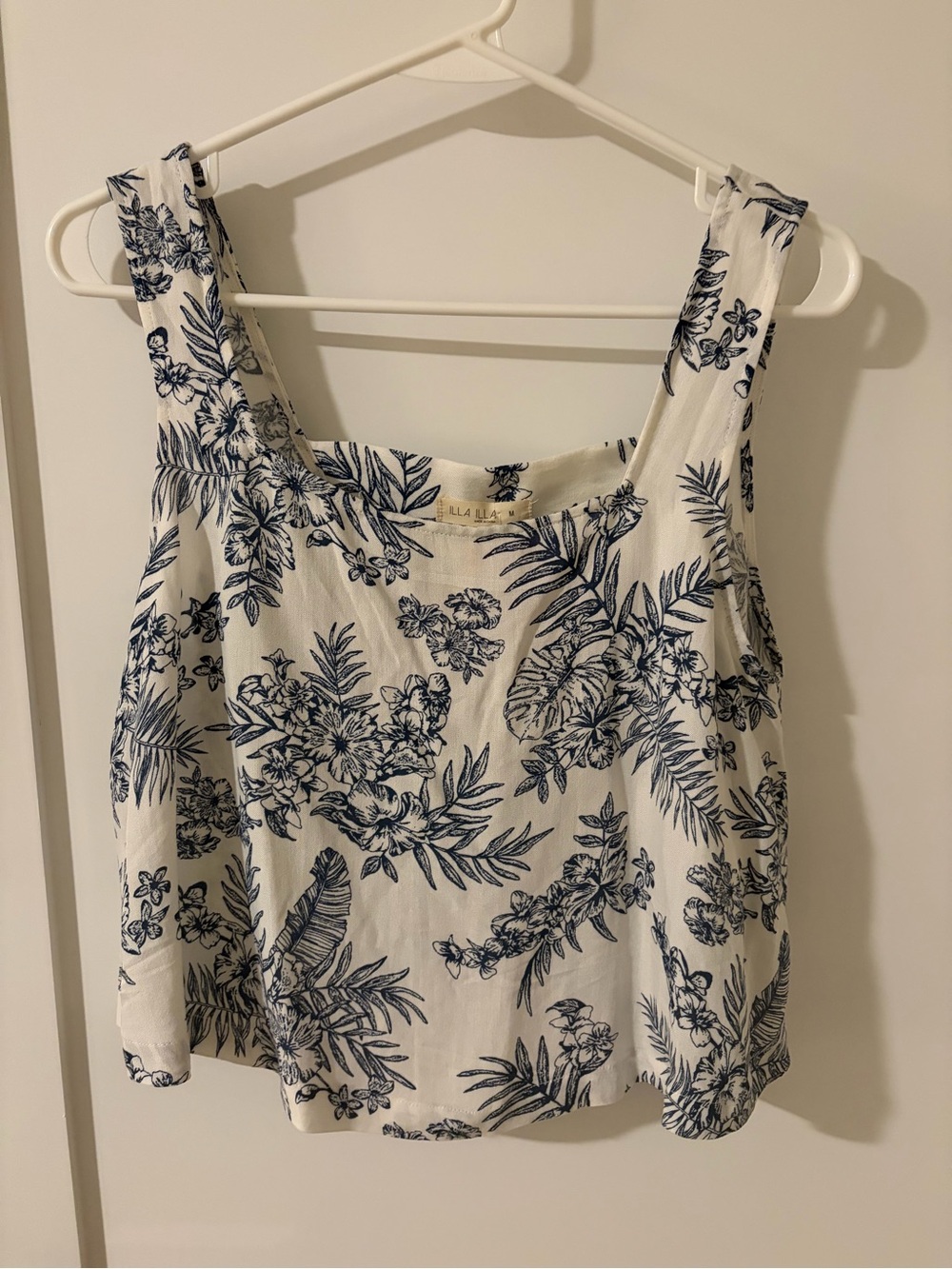 ILLA ILLA White Tank Top with Navy Floral Print